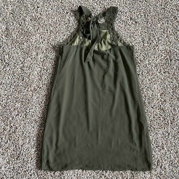 Olive green dress - Picture 2 of 3